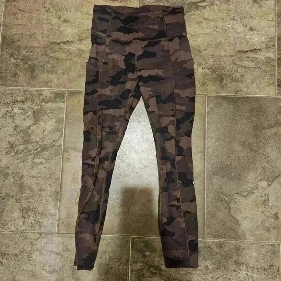 Lululemon Fast and Free Camo  Leggings - Picture 2 of 5